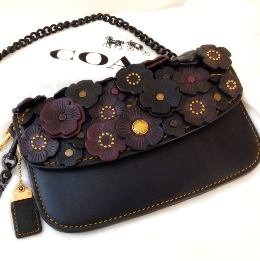 Coach 1941 Tearose Glovetanned Leather Clutch - Picture 2 of 7